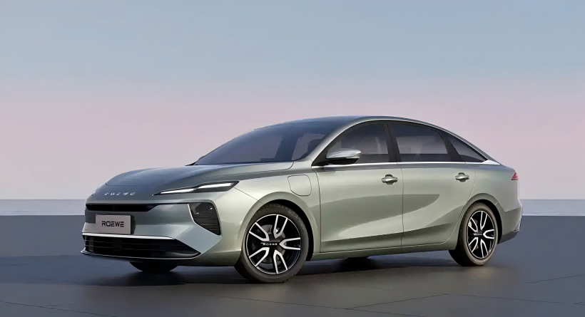 Roewe D6 Electricはデュアルレンジで発表され、まもなく発売されました