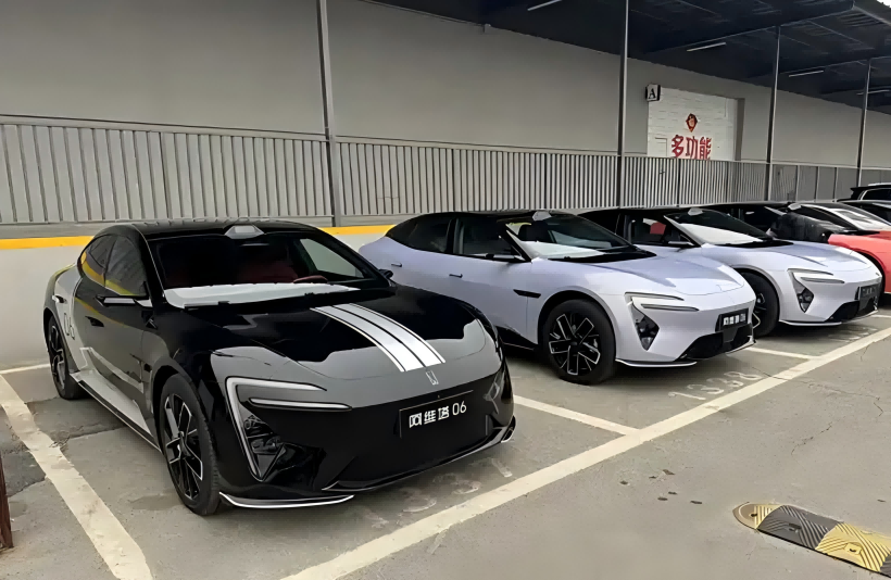 Avita 06の実際の画像が明らかにされており、4月に車が販売されると予想され、推定価格は約250,000元です。