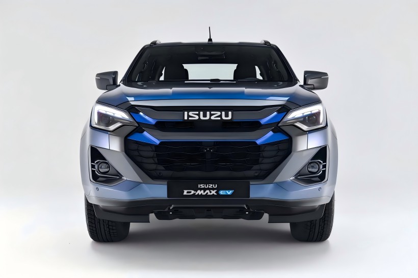 いすuzuは、デュアルモーターオールホイールドライブパワートレインを使用して、全電動ピックアップトラックD-Max EVの公式画像をリリースします